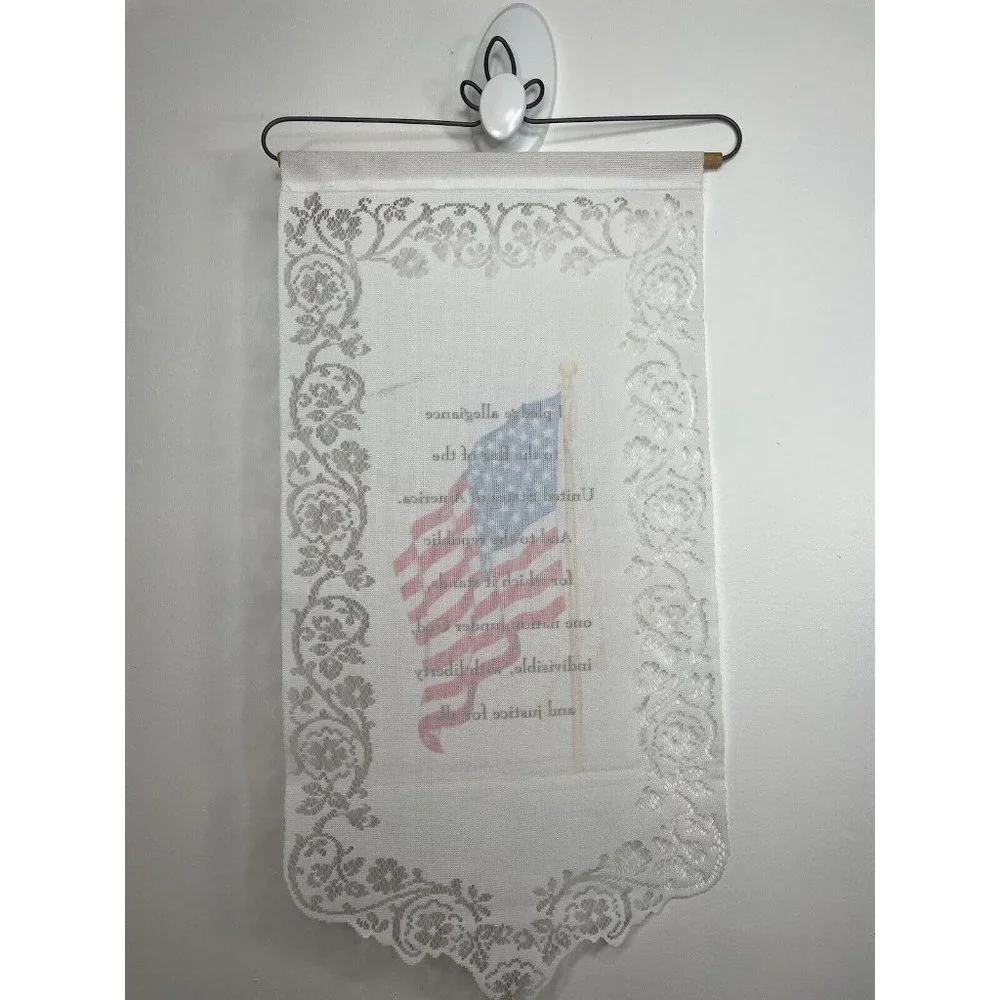 Vintage Patriotic Banner USA Pledge of Allegiance Lace Hang Bar Scroll Multi